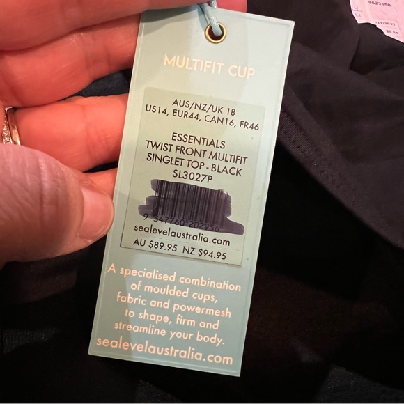 Sea Level Australia NWT SL3027P Essentials Twist Front Multifit Singlet Swim Top - Picture 6 of 7